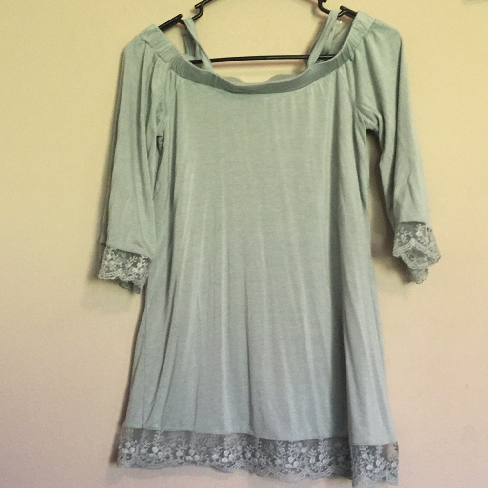 Long sleeve off the shoulder top